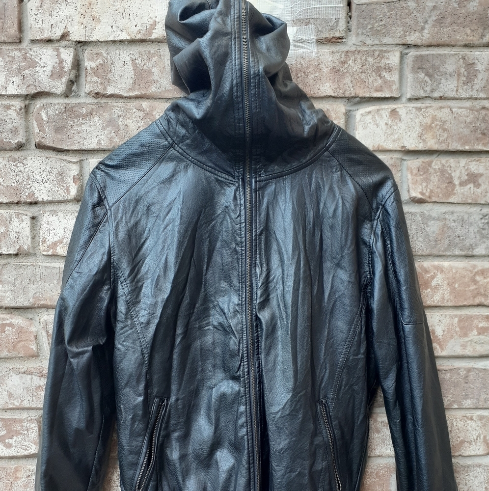 Full zip pleather jacket - Picture 2 of 3